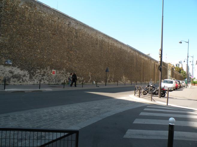  mur de la prison de la Santé, rue de la Santé